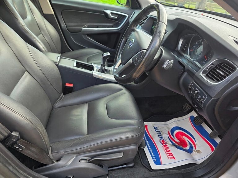 Volvo V60 D4 CROSS COUNTRY SE NAV