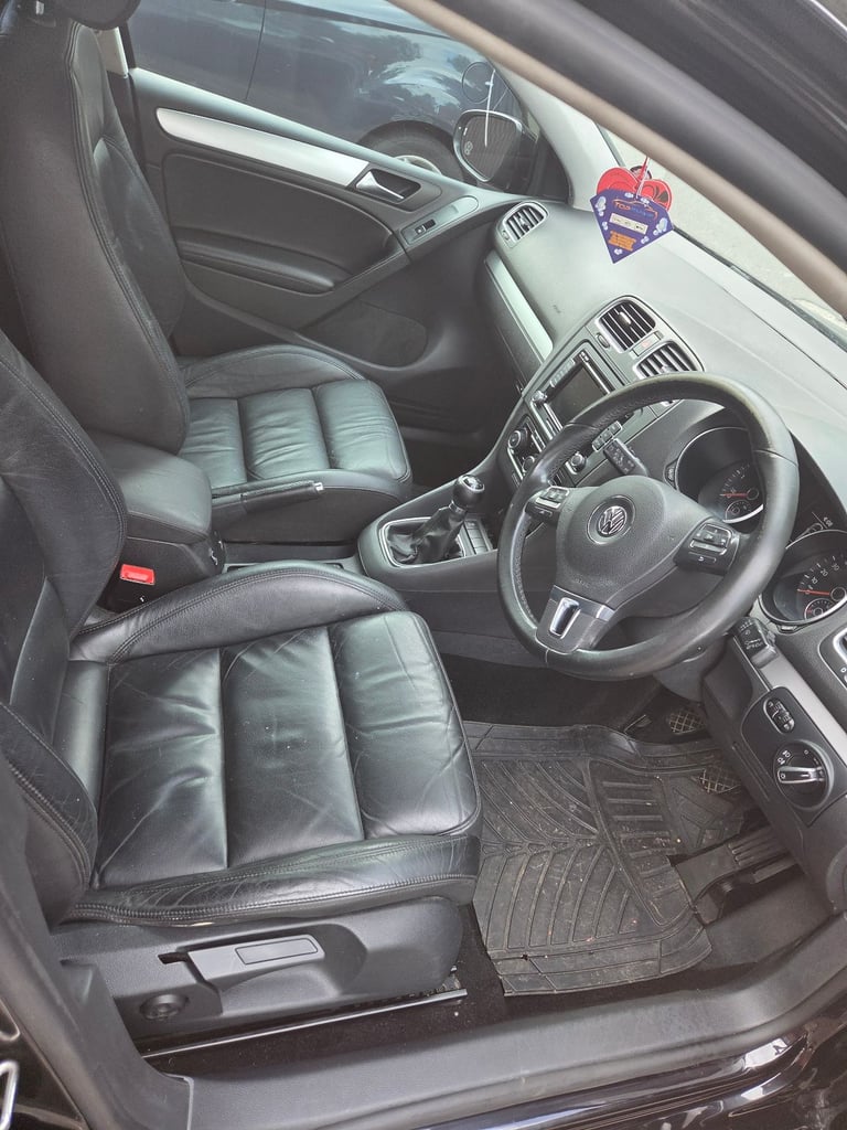 Volkswagen, GOLF, Hatchback, 2012, Manual, 1968 (cc), 5 doors