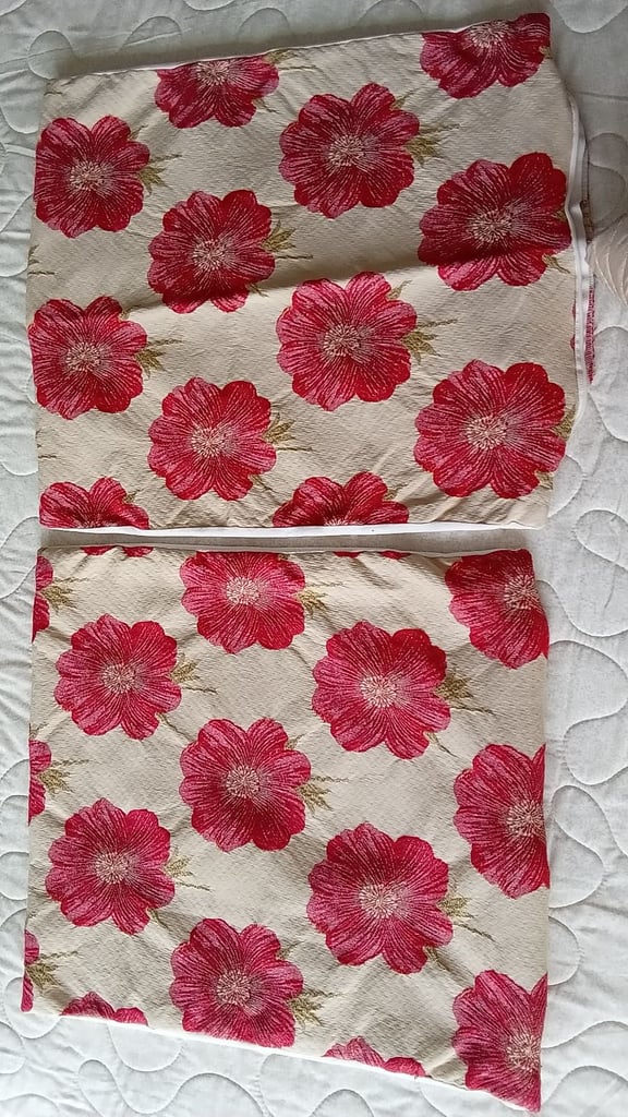 2 pairs Dunelm  cushion covers