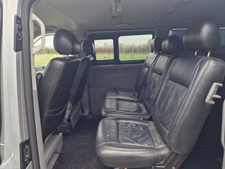 2009 VW Volkswagen Transporter Automatic Silver LWB 6 Seat Minibus  Spares