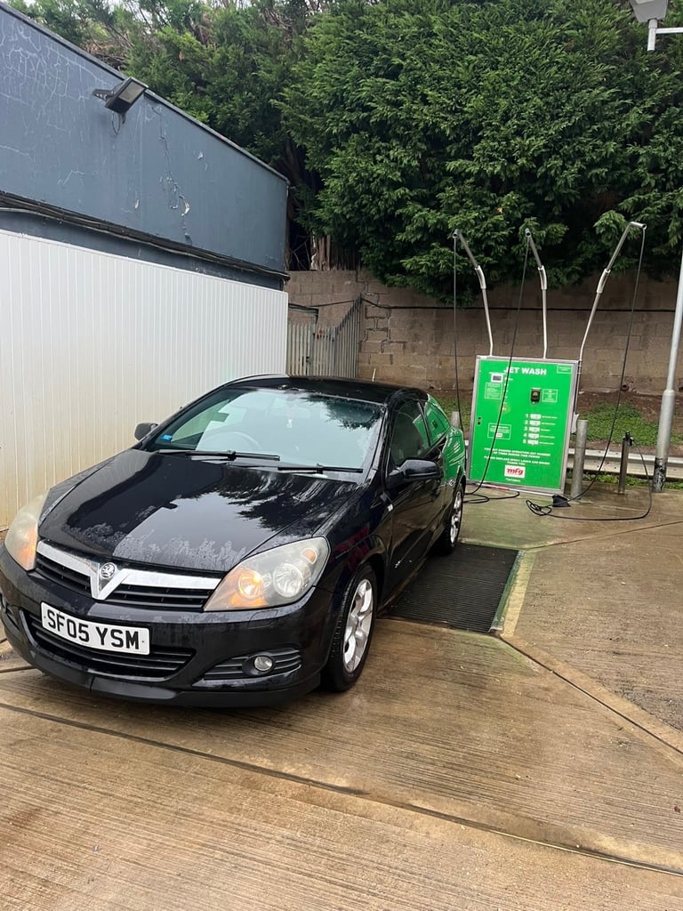 Cheap Vauxhall, ASTRA, Hatchback, 2005, Manual, 1364 (cc),3 doors for sale in Leicester, Leicestershire