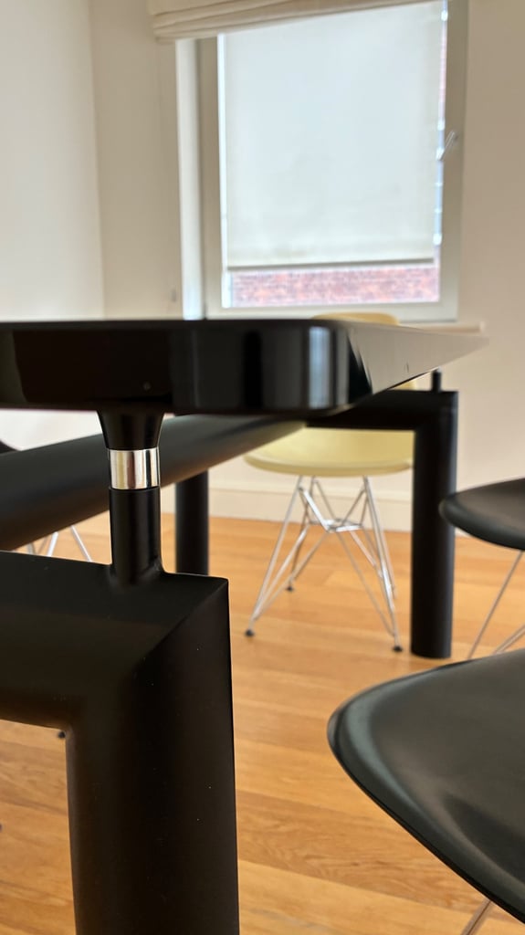 Le Corbusier style LC6 glass top dining table and chairs 