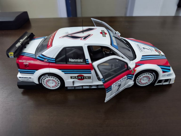 UT 1/18 Scale Alfa Romeo 155 V6 Ti #7 Nannini Martini diecast model car