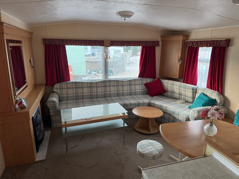 Two bedroom Static home  £750 per month ready now