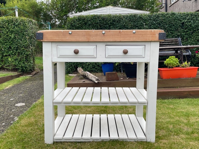 Beautiful Kitchen Butchers Block / Kitchen Island