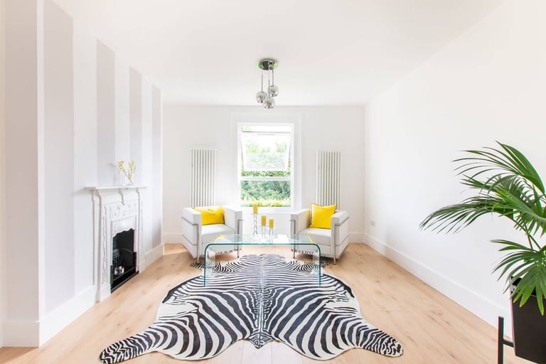 2 Bedroom Flat to Rent in Harlesdean area, NW10 4HP, DSS welcome (over 35 years)