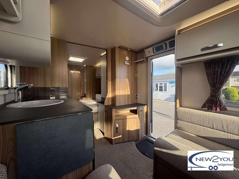 2020 Swift Coastline M4 SB 4 Berth TRANSEVERSE BED Caravan - STOCK NO S090