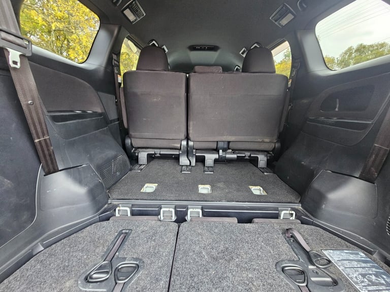  Toyota Estima 2.4 Petrol Automatic New Shape 8 Seater MPV MPV Petrol Automatic