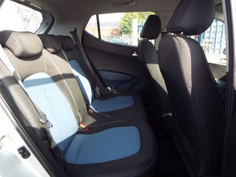 2014 Hyundai i10 1.0 Premium Hatchback 5dr Petrol Manual Euro 5 (66 ps) Hatchback Petrol Manual
