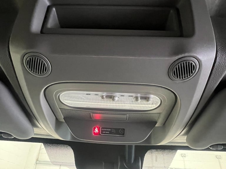 2022 Renault Master LH35dCi 135 Business High Roof Van PANEL VAN DIESEL Manual