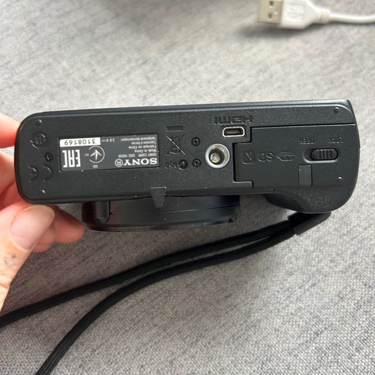 Sony Cyber-shot HX50 Digital Still Camera