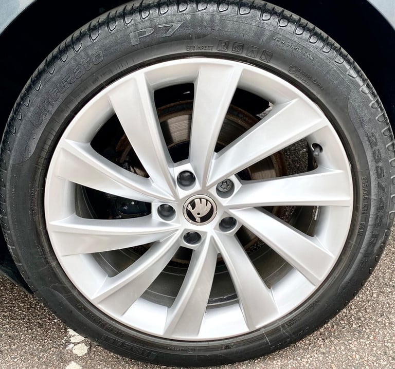 2018 Skoda Superb 2.0 TDI SE L Executive DSG Euro 6 (s/s) 5dr ESTATE Diesel Automatic