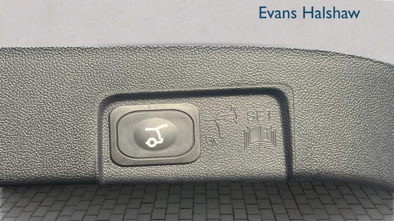 2025 Ford Puma 1.0 EcoBoost Hybrid mHEV ST-Line X 5dr DCT HATCHBACK PETROL Automatic