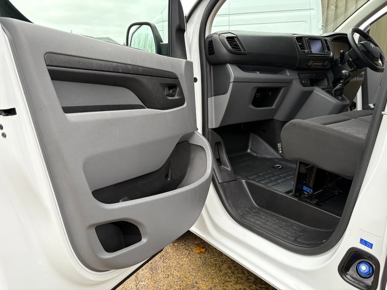 2022 Citroen Dispatch 1000 1.5 BlueHDi 100 Van Enterprise Pro PANEL VAN Diesel Manual