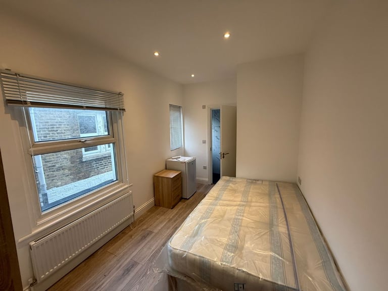 BENEFITS ACCEPTED - Studio Flat Available in Streatham Tooting Wandsworth SW17