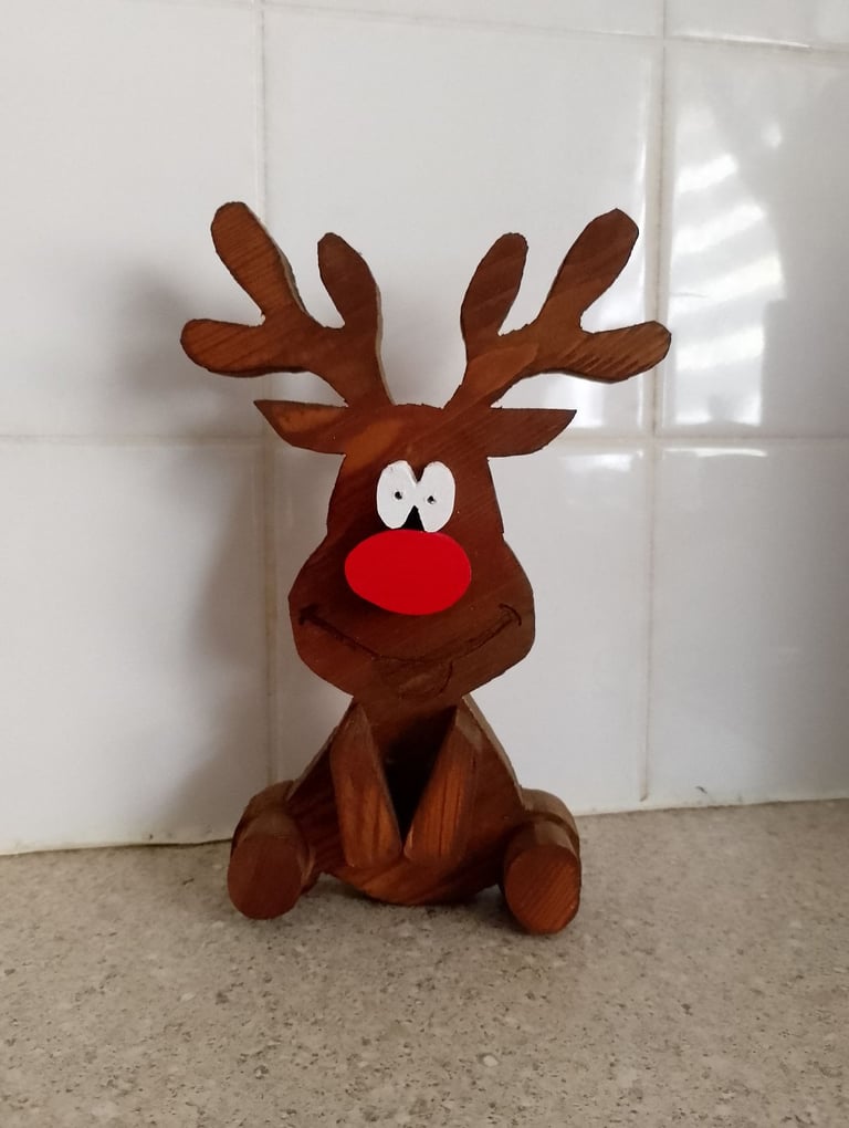 Wooden reindeer 