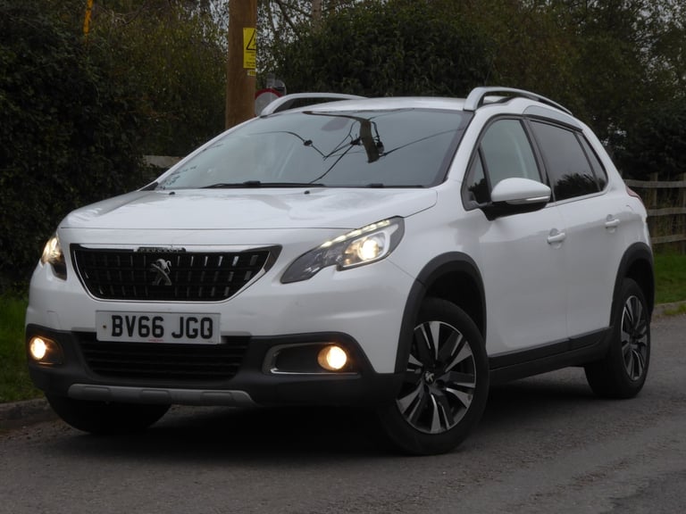 2016 Peugeot 2008 1.2 PureTech Allure 5dr HATCHBACK Petrol Manual