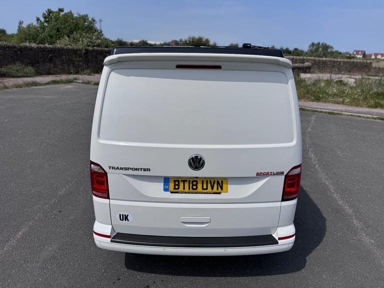 2018 VOLKSWAGEN TRANSPORTER T6 SPORTLINE 204BHP DSG. POP TOP. SOLAR.NO VAT