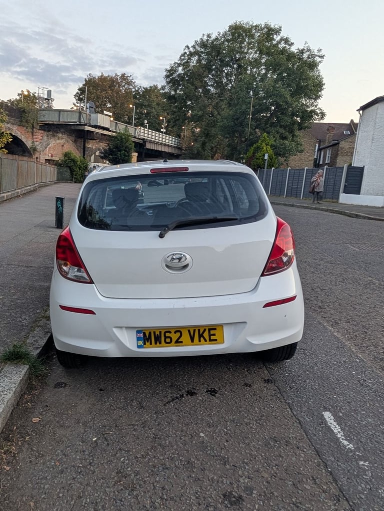 Hyundai, I20, Hatchback, 2013, Manual, 1248 (cc), 5 doors