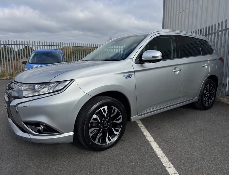 2018 Mitsubishi Outlander 2.0 HYBRID AUTOMATIC 4WD ESTATE Petrol Parallel Phev Automatic