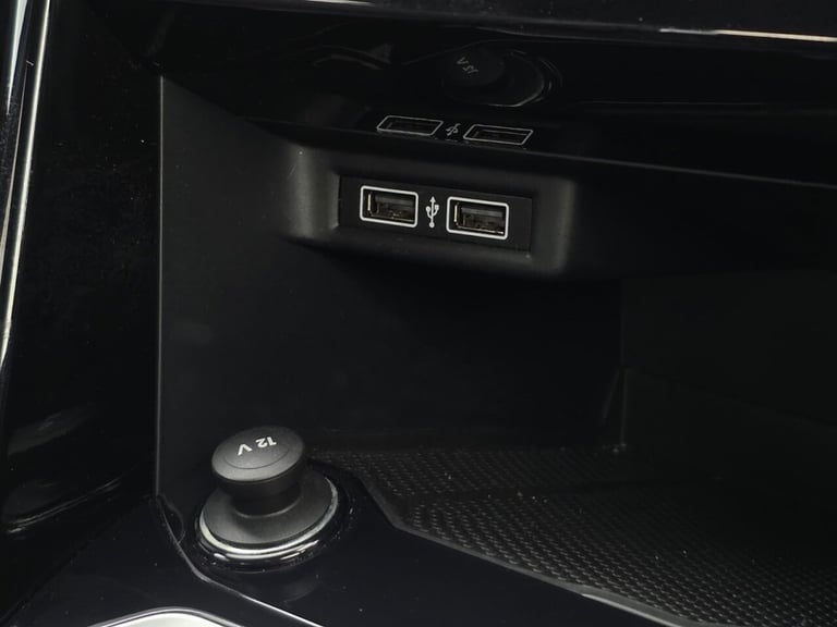 2019 Volkswagen T-Roc 2.0 TSI R SUV 5dr Petrol DSG 4Motion Euro 6 (s/s) (300 ps) HATCHBACK Petrol...