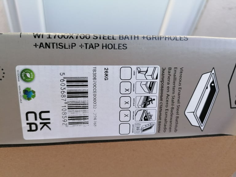 Wickes Avaris Steel Bath 1700 × 700 mm – Enamel Coated, Anti-Slip, Brand New