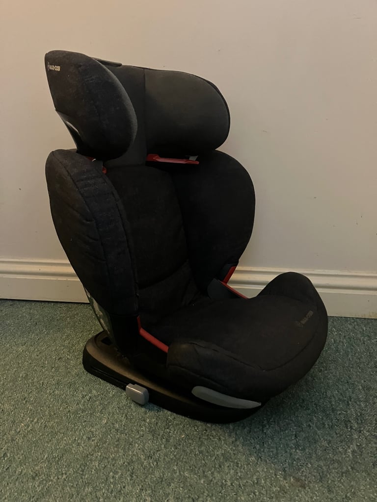 image for Maxi Cosi RodiFix AirProtect child car seat 