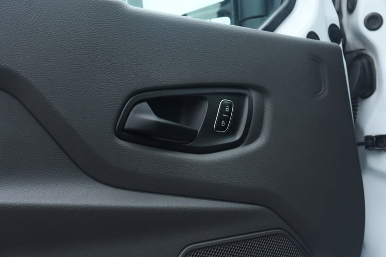 2021 Ford Transit 2.0 350 EcoBlue Leader Chassis Cab 2dr Diesel Manual FWD L4 Euro 6 (s/s)  CHASS...