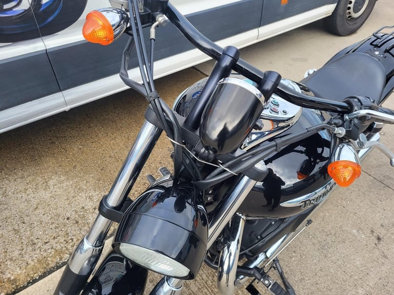 2014 Triumph SPEED MASTER 865