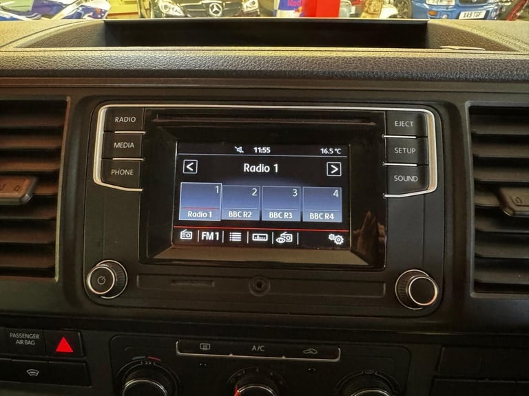 2017 Volkswagen Transporter 2.0 BiTDI T32 BlueMotion Tech Highline Kombi FWD SWB Euro 6 (s/s) 5dr...