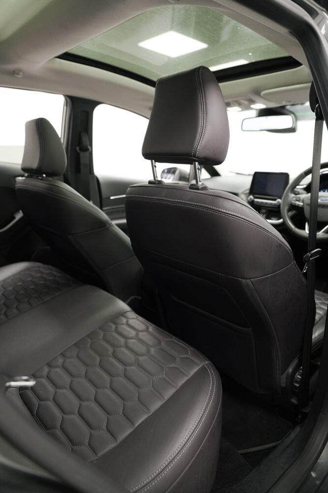 2018 Ford Fiesta 1.0T EcoBoost Vignale Auto Euro 6 (s/s) 5dr HATCHBACK Petrol Automatic