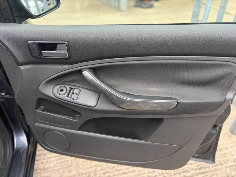 2008 Ford C-Max 2.0 C-Max Zetec Auto 5dr MPV Petrol Automatic