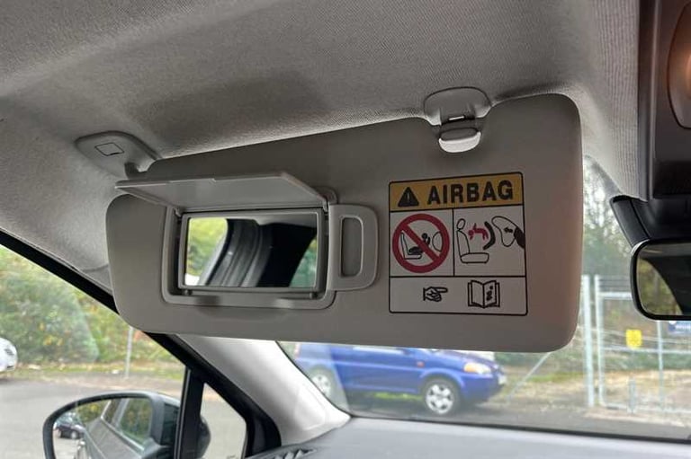 2021 Renault Captur 1.3 TCe (140 PS) Iconic 5 Door Petrol SUV Automatic SUV Petrol Automatic