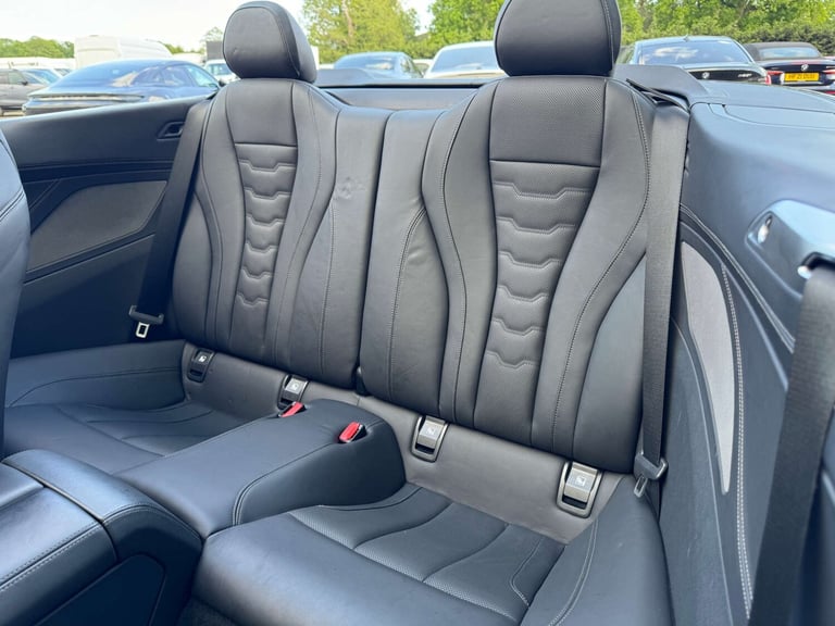 2021 BMW 8 Series 3.0 840d xDrive M Sport MHEV Auto 4WD 2dr Convertible Hybrid Automatic