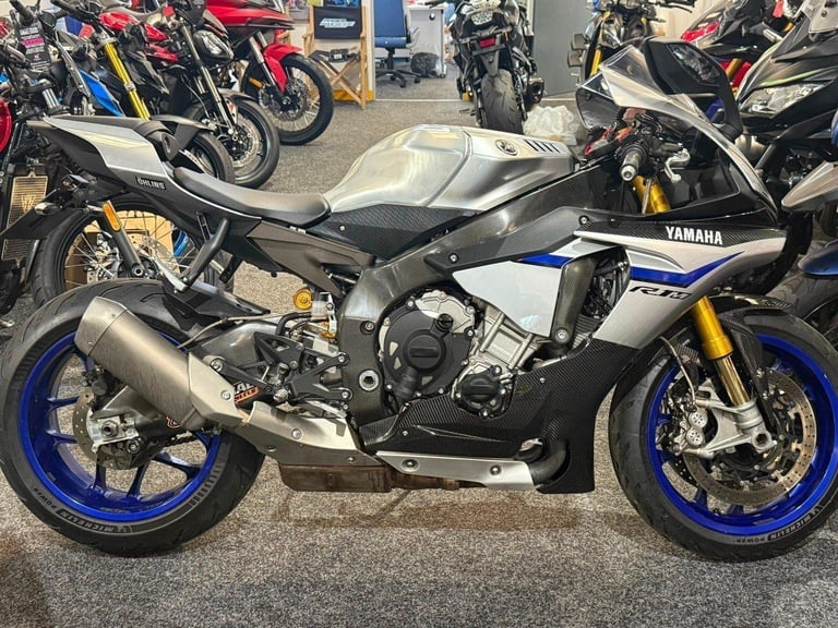 2016 Yamaha R1m