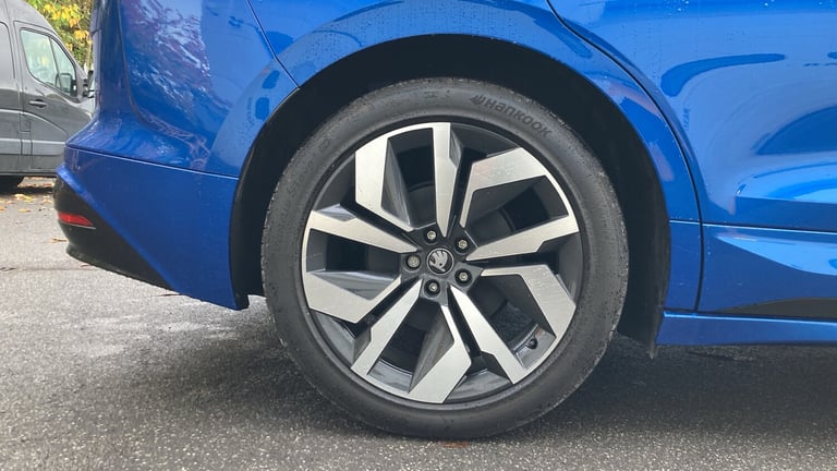 2025 Skoda Enyaq 210kW 85x Sportline 82kWh 4x4 5dr Auto Electric Estate Estate Electric Automatic