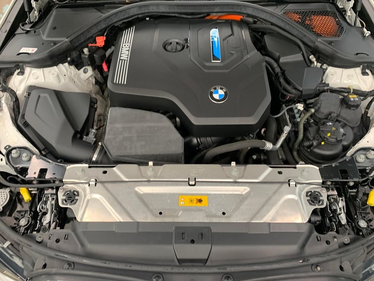 2021 BMW 3 Series 2.0 330e 12kWh M Sport Saloon 4dr Petrol Plug-in Hybrid Auto xDrive Euro 6  Sal...