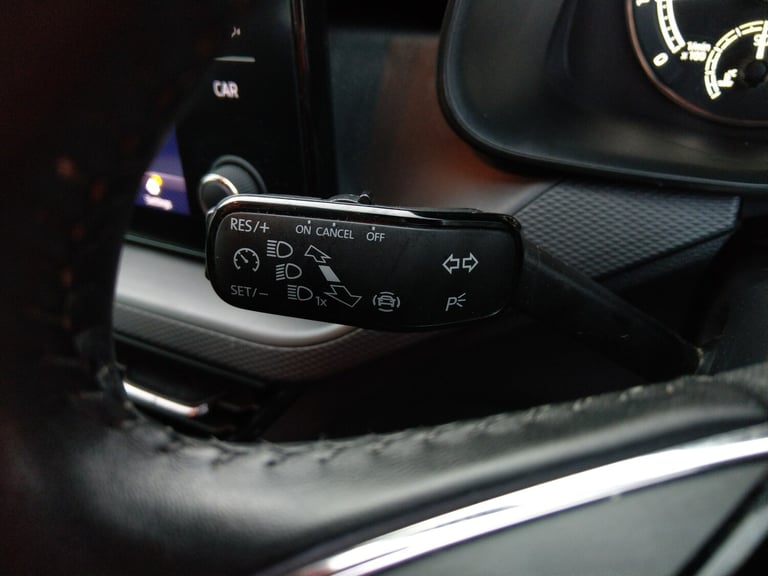 2023 Skoda Kamiq 1.0 TSI 110 SE 5dr HATCHBACK Petrol Manual