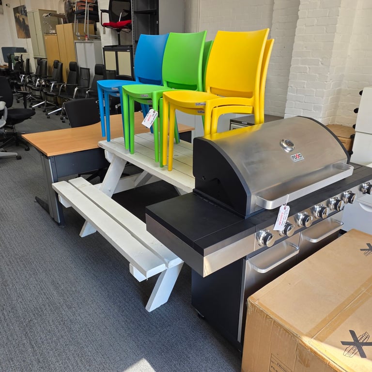 ♻️Used Office Furniture! Chairs and Table, desks, chairs and much more! Delivery Nationwide 🚚