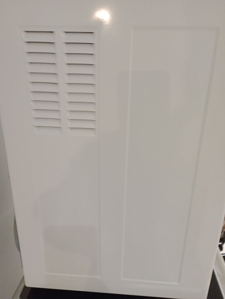 White Knight 3kg compact dual heat tumble dryer 