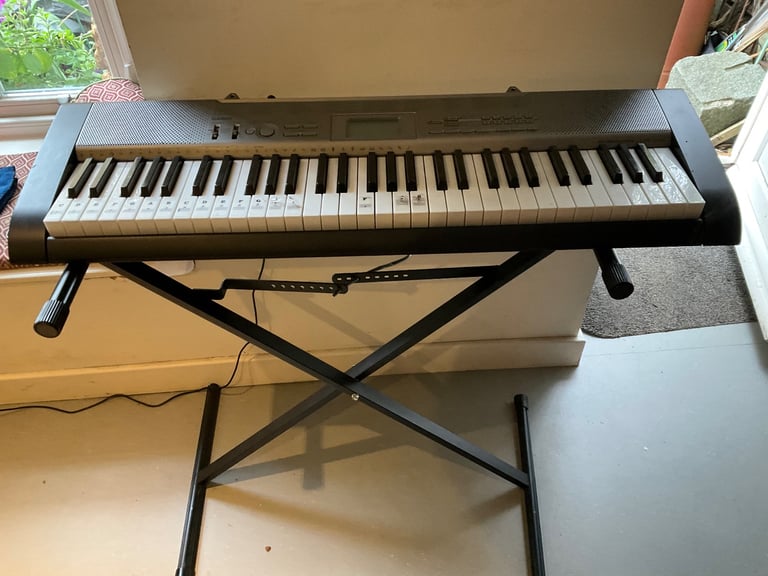 Casio electric keyboard 