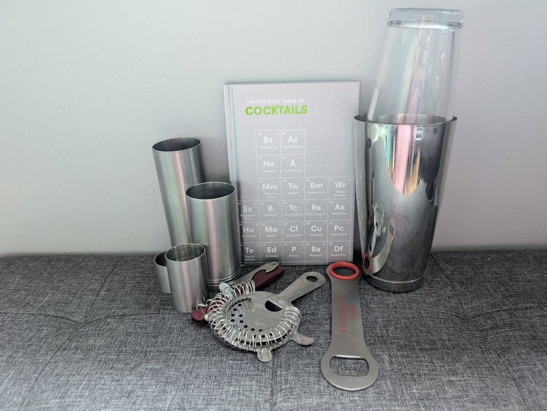 Cocktail Making Set with Tools and Book – Ideal for Home Bar