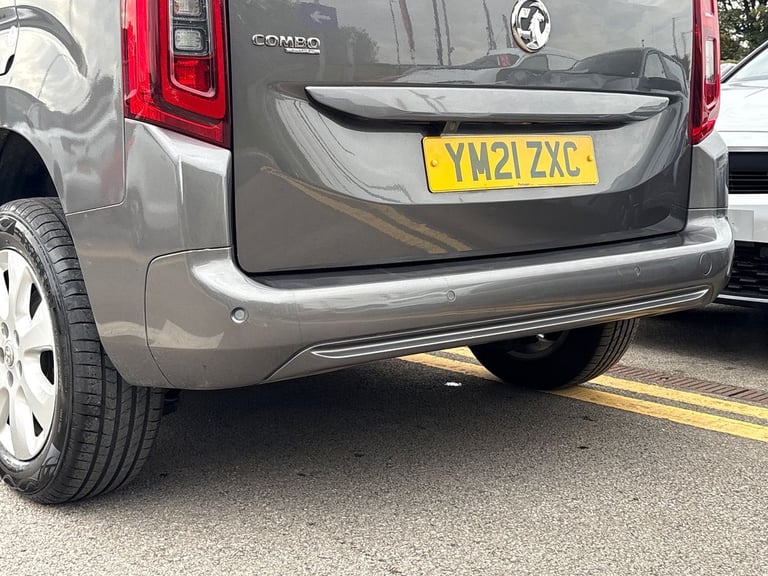  Vauxhall Combo Life 1.5 Turbo D Se MPV 5dr Diesel Manual Euro 6 s/s 7 Seat 100