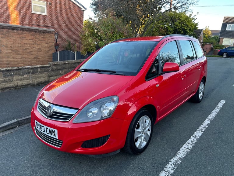 Cheap Vauxhall zafira 7 seater car 2014 63 1.6 petrol 12 months mot very clean example for sale in Horbury, West Yorkshire