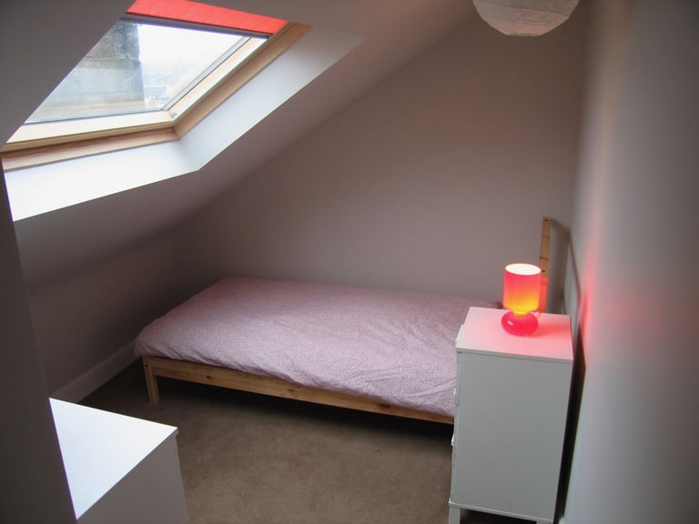 Bellevue / New Town: comfortable 5 bedroom HMO flat