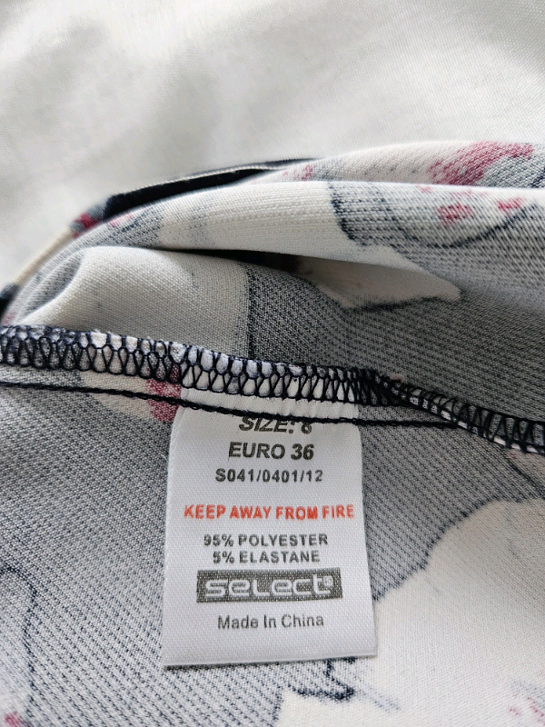 Select women's dress size 8