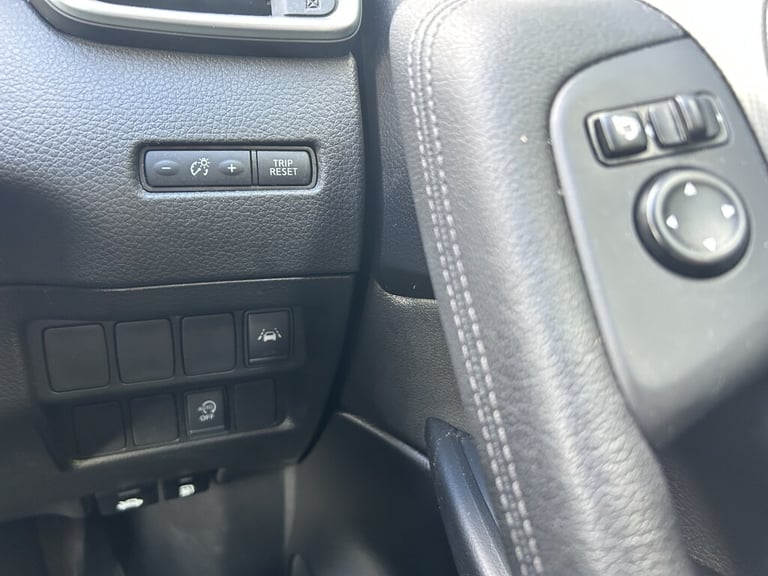2019 Nissan Qashqai 1.3 DIG-T TEKNA 5DR Manual Hatchback Petrol Manual