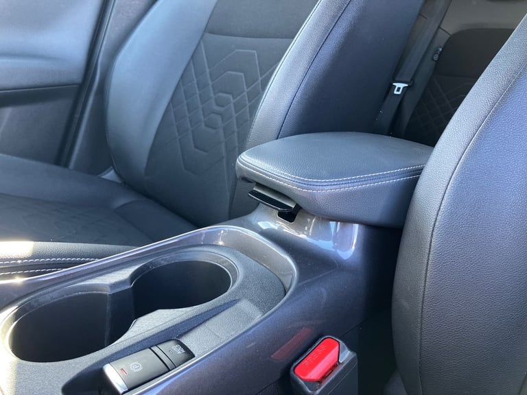 2022 Nissan Juke 1.0 DiG-T 114 Tekna 5dr Hatchback PETROL Manual