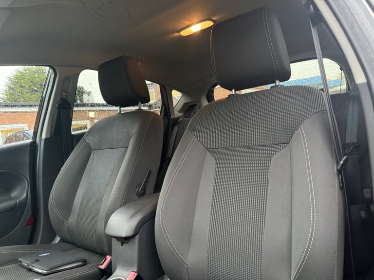 2017 Ford Fiesta 1.0T EcoBoost Titanium Hatchback 5dr Petrol Powershift Euro 6 (100 ps) Hatchback...