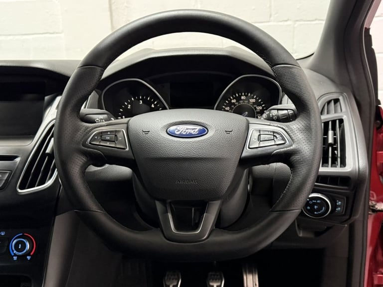 2016 Ford Focus 1.5 TDCi EcoBoost ST-Line Estate 5dr Diesel Manual Euro 6 (s/s) (120 ps) Estate D...